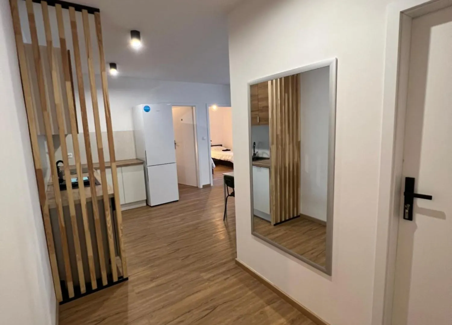 Warsaw City Budget Room 1 #Self Check-In Польша